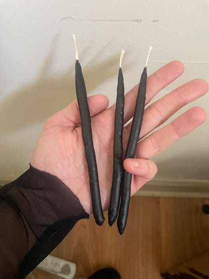 small taper candle {x3}